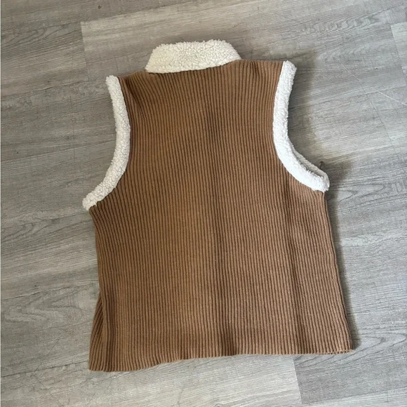 VTG Horse Vest Women’s XL Rod’s Equestrian Rodeo Farm Tan Sherpa Lining 90’s - Picture 2 of 5